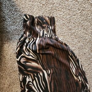 BCBGMaxAzria Black and Brown Patterned Skirt
